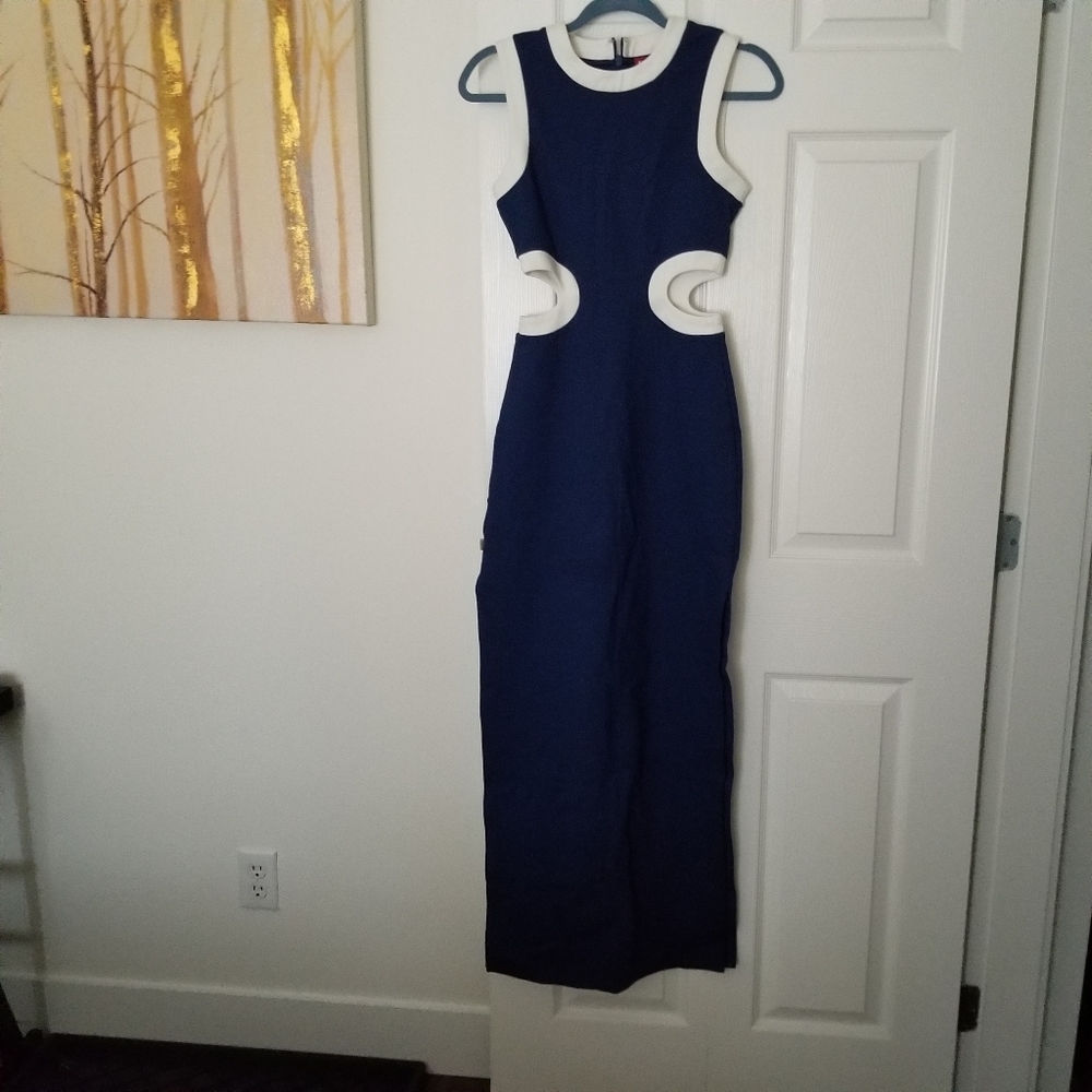 LONG BLUE DRESS